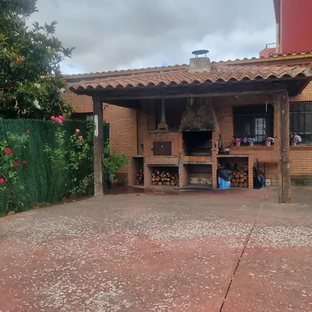 Castillo De Los Ossorio Villa *